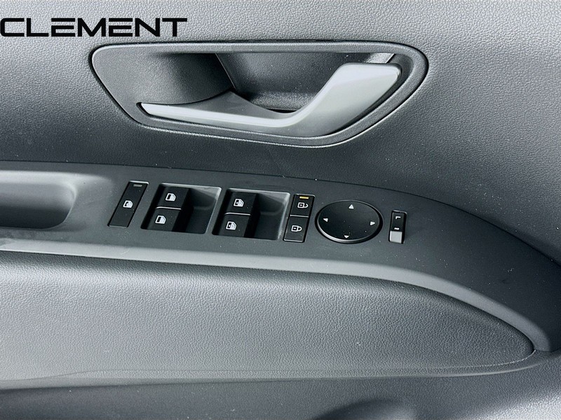 Hyundai Tucson Vehicle Full-screen Gallery Image 25