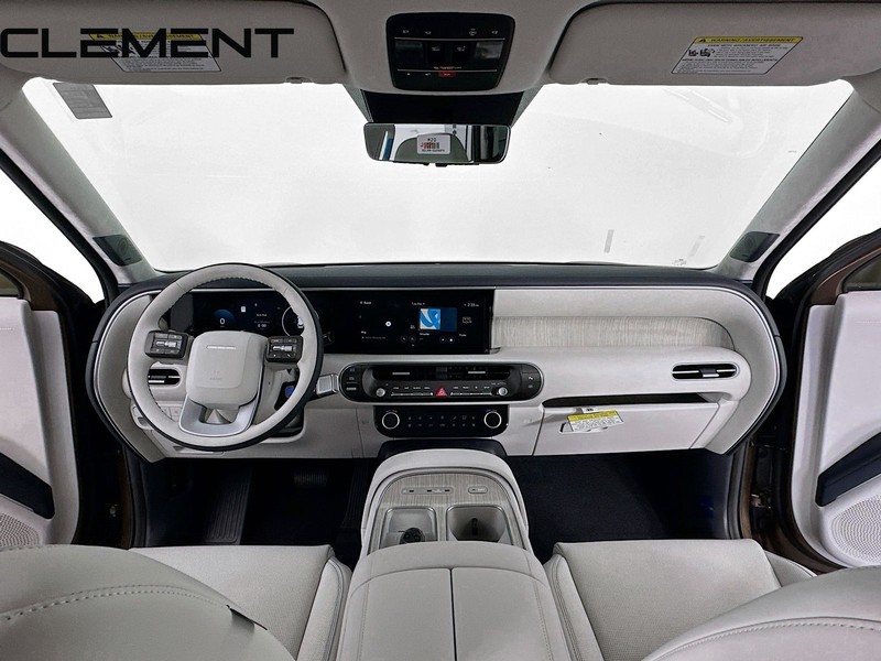 Hyundai Palisade Vehicle Full-screen Gallery Image 12