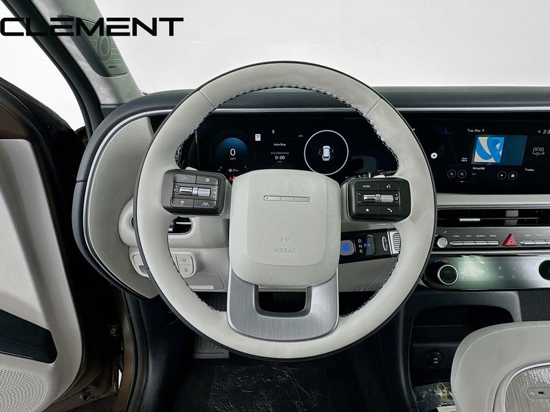Hyundai Palisade Vehicle Full-screen Gallery Image 14