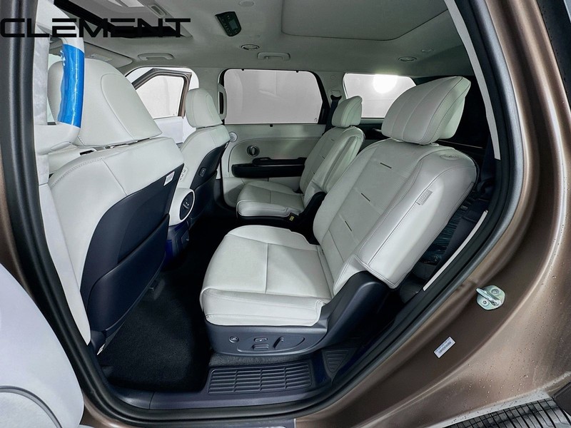 Hyundai Palisade Vehicle Full-screen Gallery Image 34