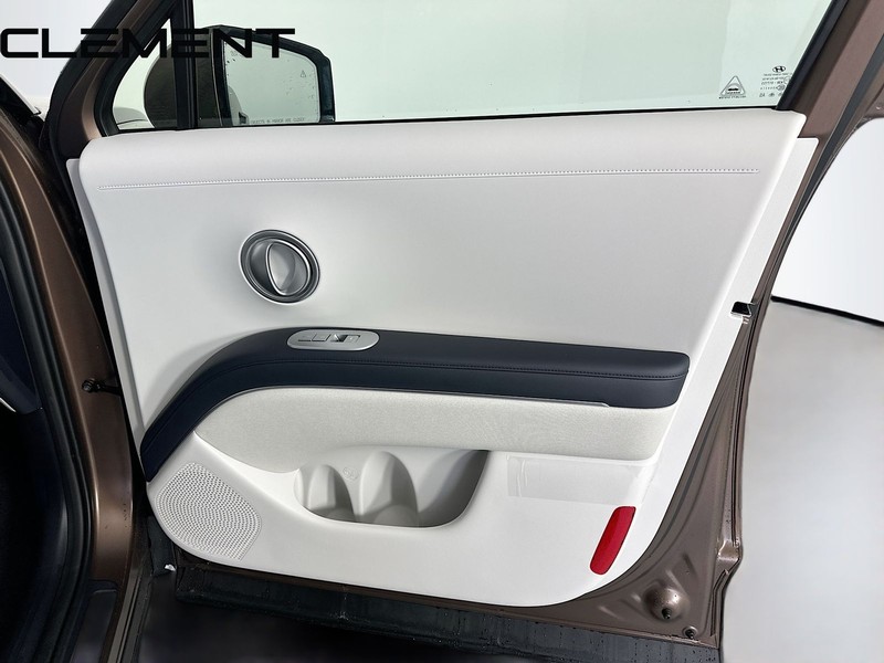 Hyundai Palisade Vehicle Full-screen Gallery Image 38