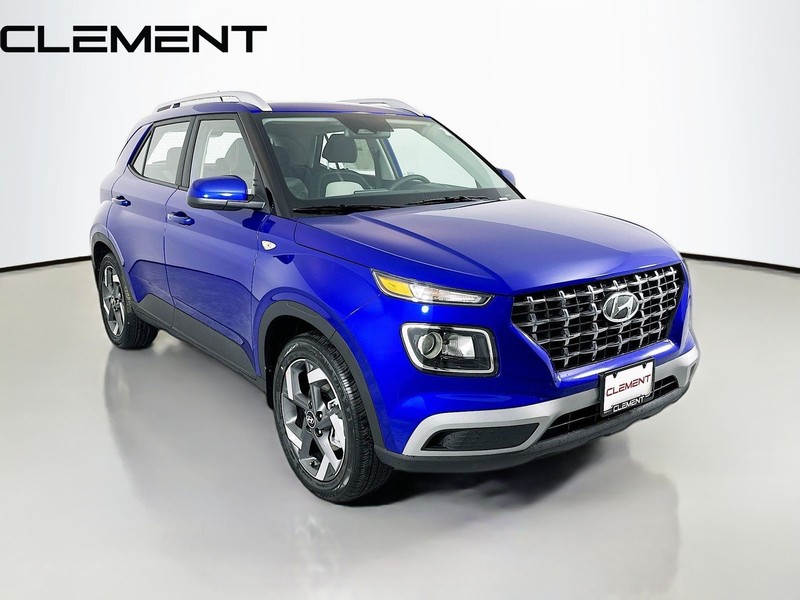 Hyundai Venue Vehicle Full-screen Gallery Image 5