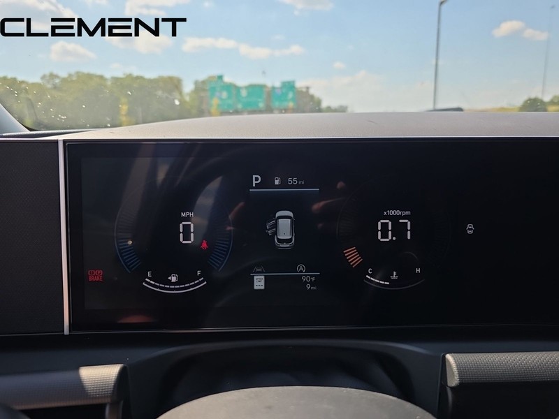 Hyundai Tucson Vehicle Full-screen Gallery Image 19