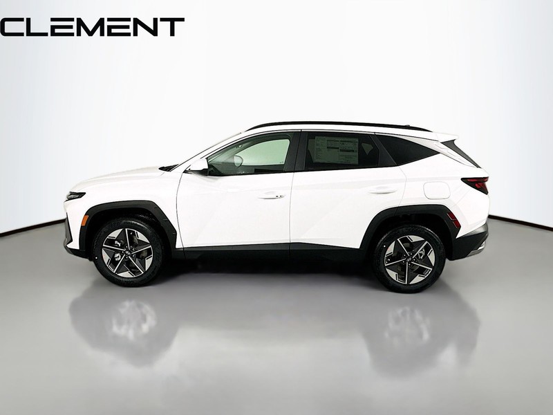 Hyundai Tucson Vehicle Full-screen Gallery Image 6