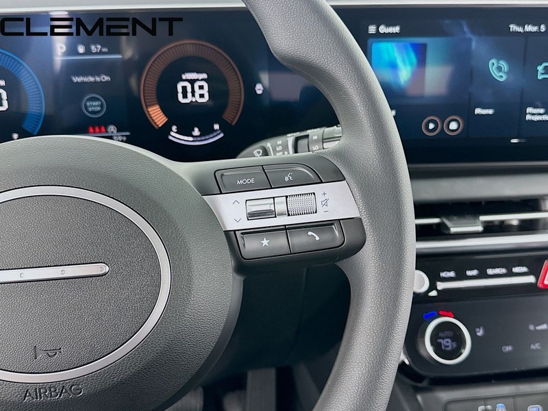 Hyundai Tucson Vehicle Full-screen Gallery Image 17