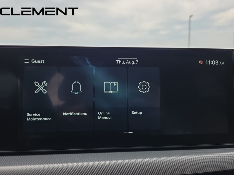 Hyundai Sonata Vehicle Full-screen Gallery Image 19