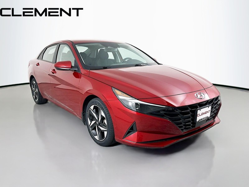 Hyundai Elantra Vehicle Full-screen Gallery Image 5