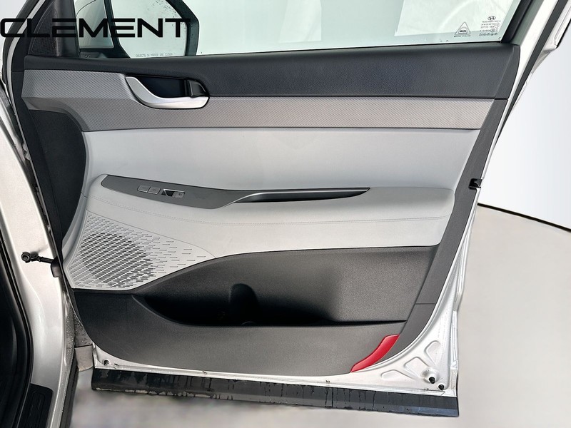 Hyundai Palisade Vehicle Full-screen Gallery Image 37