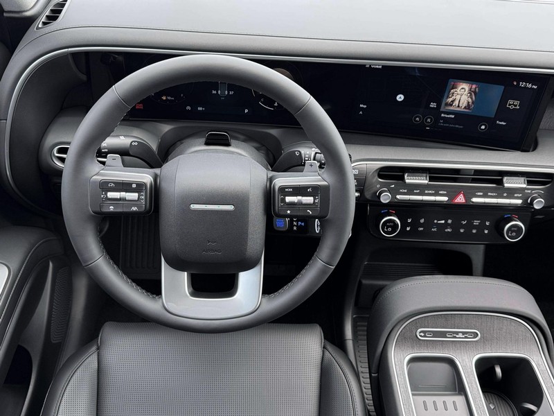 Hyundai Palisade Vehicle Full-screen Gallery Image 17
