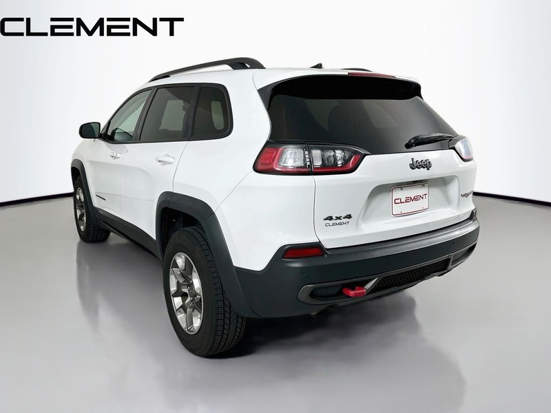Jeep Cherokee Vehicle Full-screen Gallery Image 10