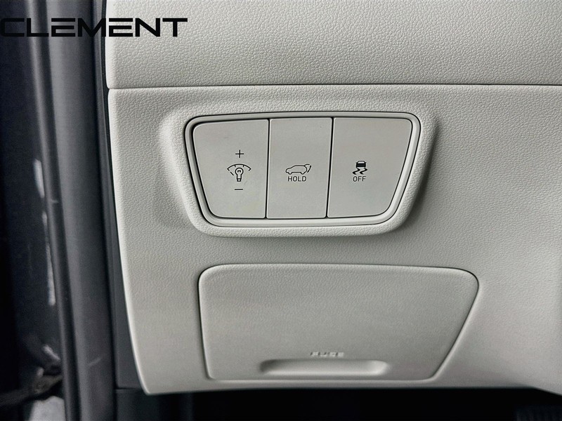 Hyundai Tucson Vehicle Image 13