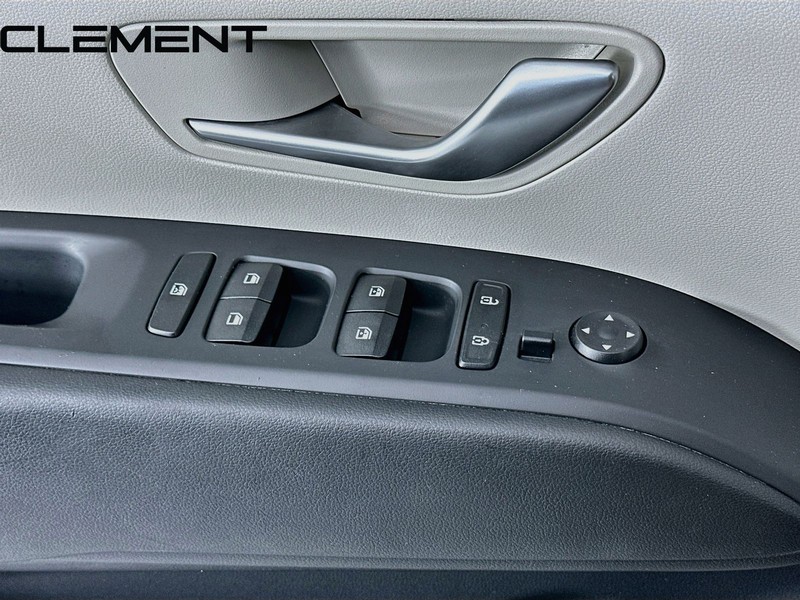 Hyundai Tucson Vehicle Image 24