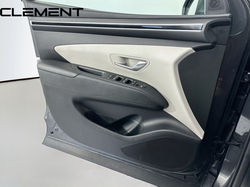 Hyundai Tucson Vehicle Image 25