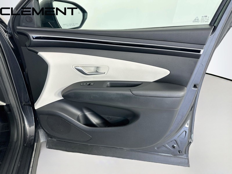 Hyundai Tucson Vehicle Image 34