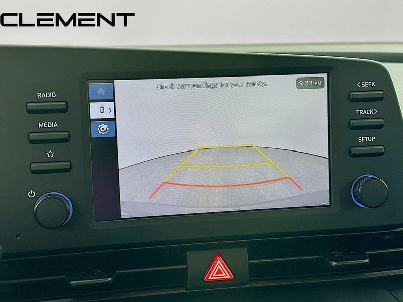 Hyundai Elantra Vehicle Image 20