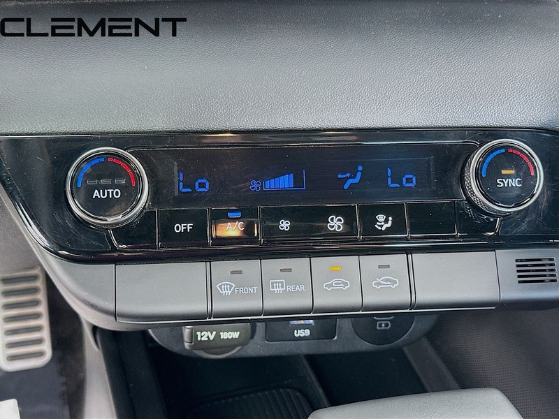 Hyundai Elantra Vehicle Image 22
