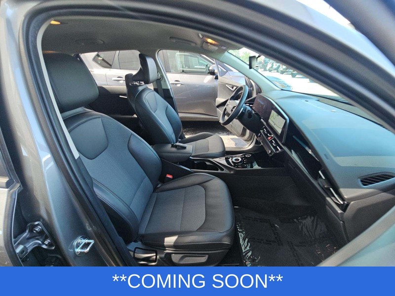 Kia Niro EV Vehicle Full-screen Gallery Image 4