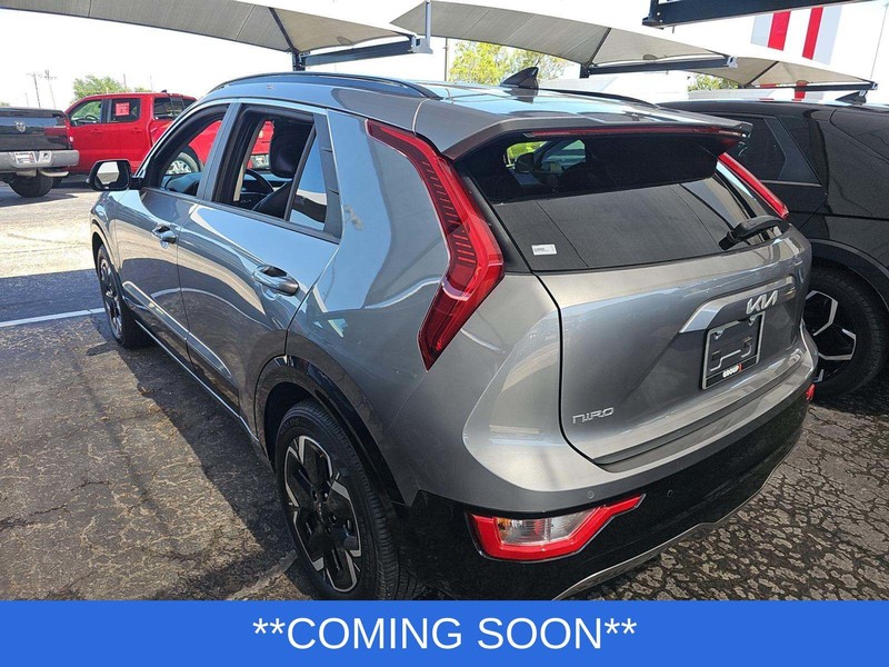 Kia Niro EV Vehicle Full-screen Gallery Image 8