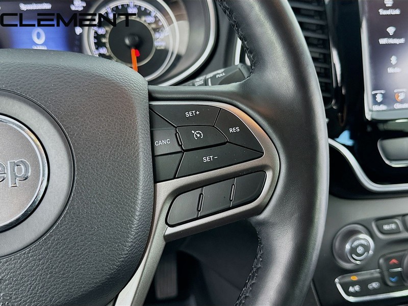 Jeep Cherokee Vehicle Image 17