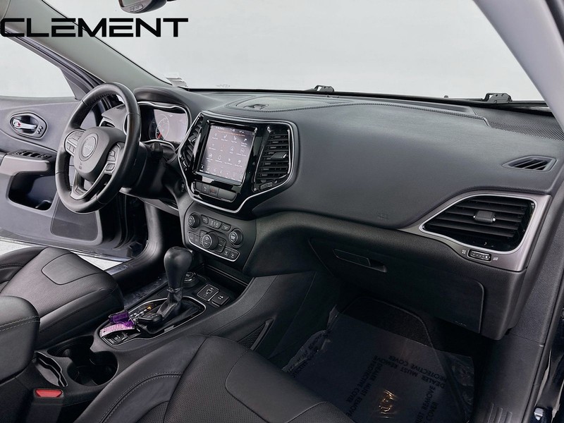 Jeep Cherokee Vehicle Image 35
