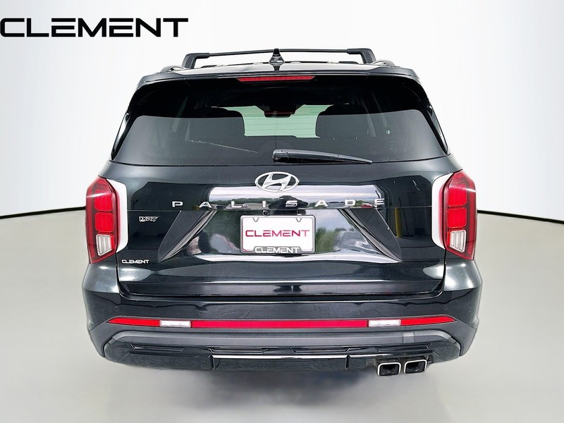 Hyundai Palisade Vehicle Full-screen Gallery Image 8