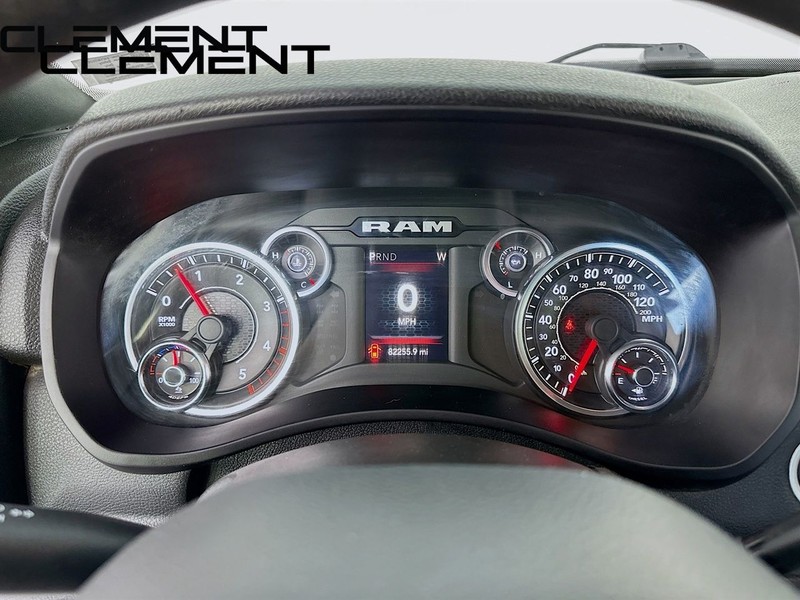 Ram 2500 Vehicle Full-screen Gallery Image 23