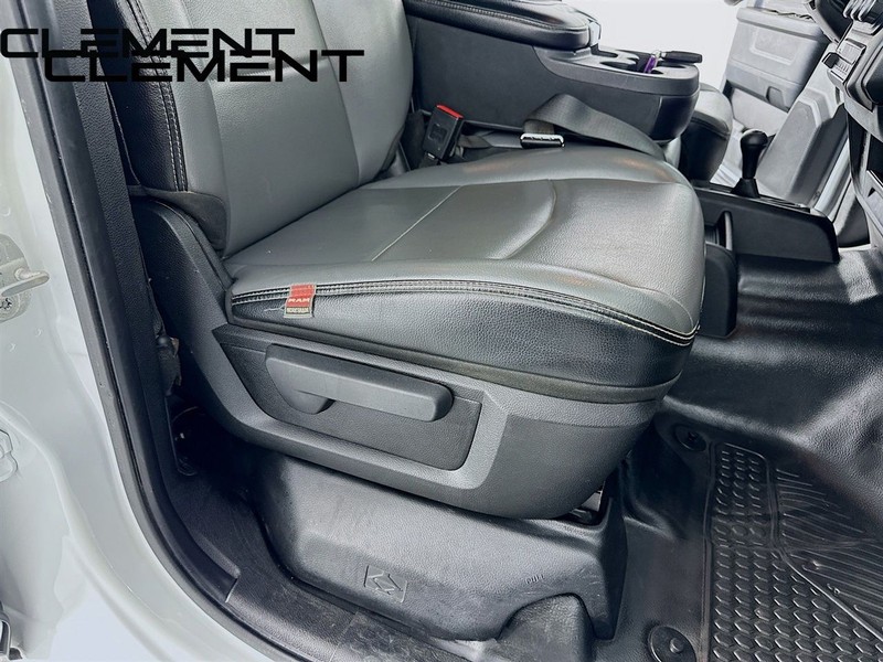 Ram 2500 Vehicle Full-screen Gallery Image 38