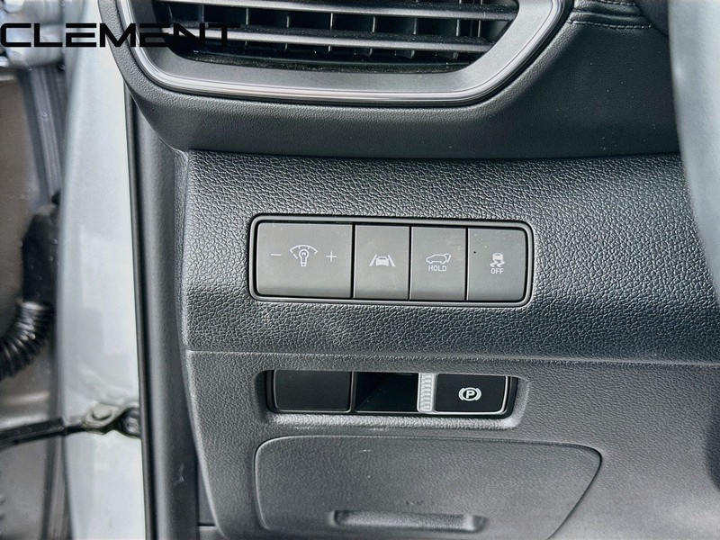 Hyundai Santa Fe Vehicle Image 13