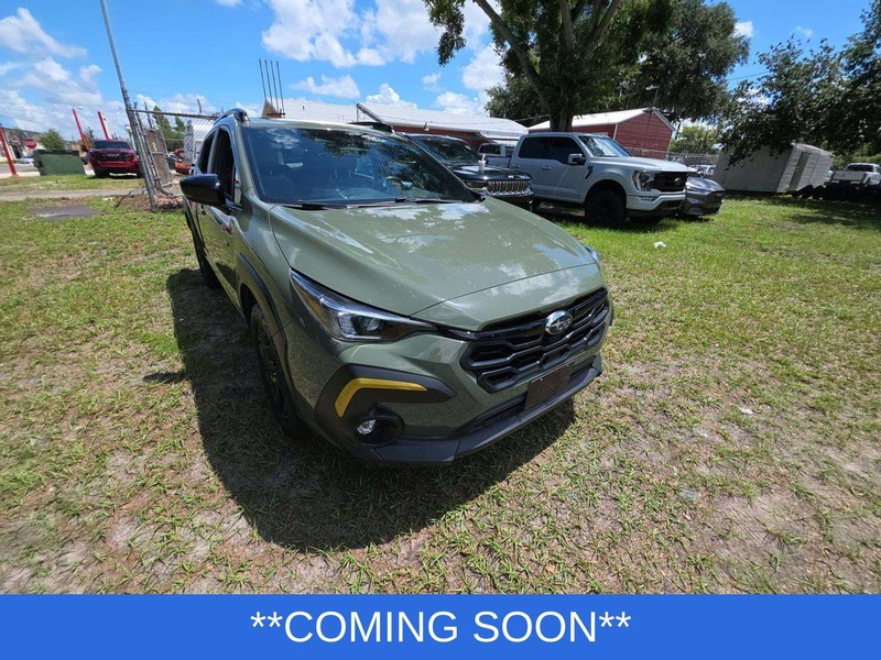 Subaru Crosstrek Vehicle Image 02