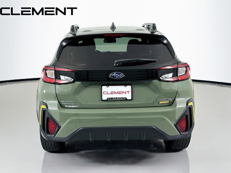 Subaru Crosstrek Vehicle Full-screen Gallery Image 8
