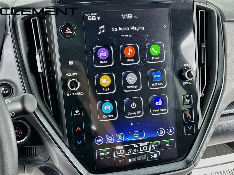 Subaru Crosstrek Vehicle Full-screen Gallery Image 19