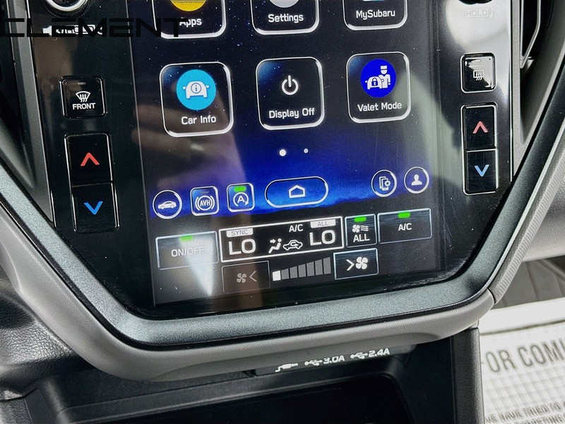 Subaru Crosstrek Vehicle Full-screen Gallery Image 22
