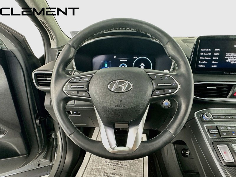 Hyundai Santa Fe Vehicle Image 14
