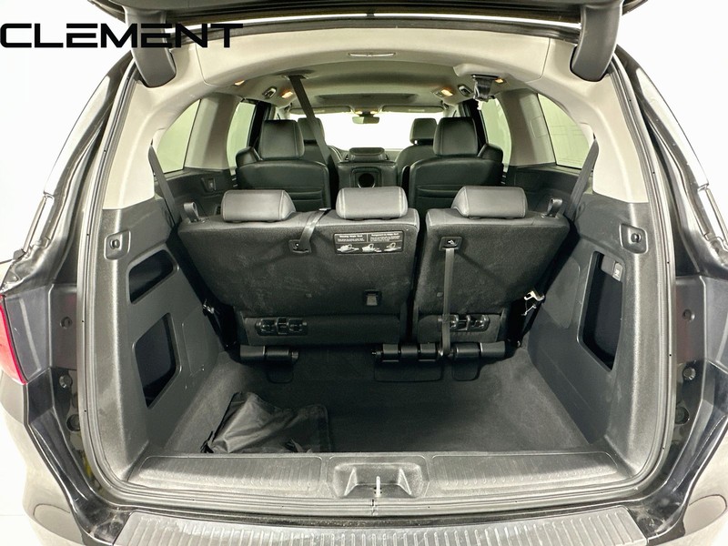Honda Odyssey Vehicle Full-screen Gallery Image 11