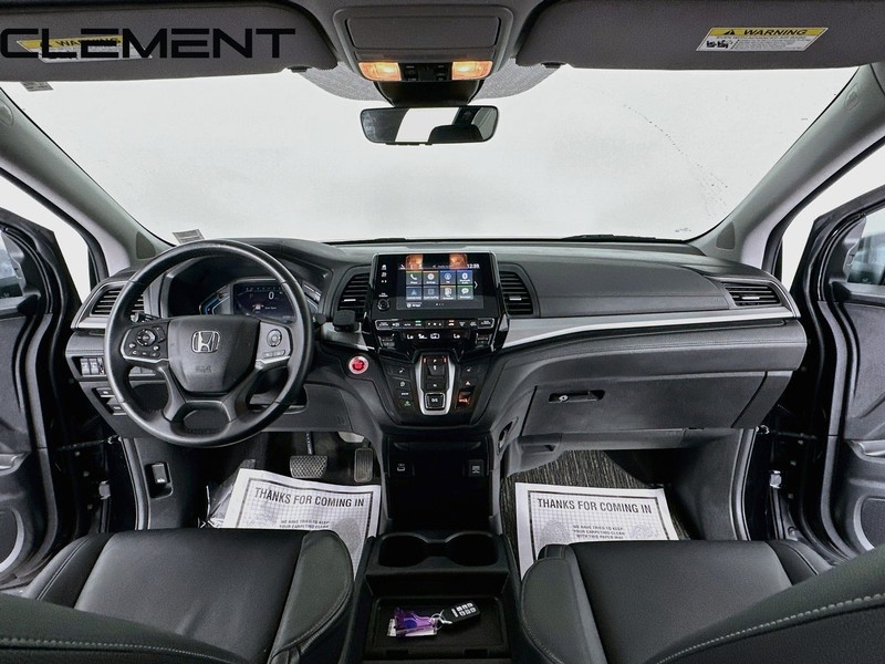 Honda Odyssey Vehicle Full-screen Gallery Image 12