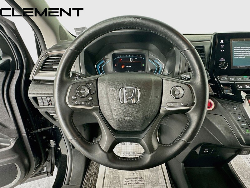 Honda Odyssey Vehicle Full-screen Gallery Image 14