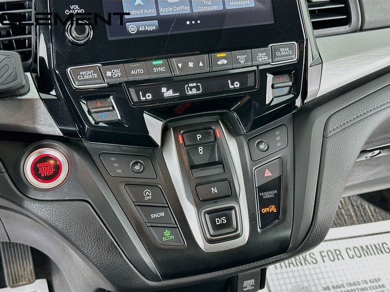 Honda Odyssey Vehicle Full-screen Gallery Image 22