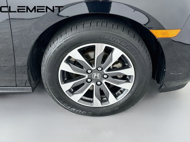 Honda Odyssey Vehicle Full-screen Gallery Image 38