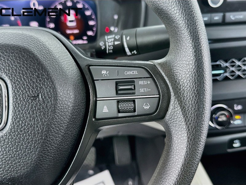 Honda Accord Sedan Vehicle Image 15