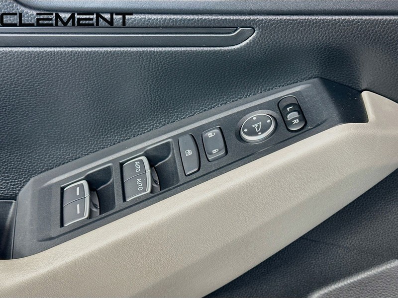 Honda Accord Sedan Vehicle Image 23