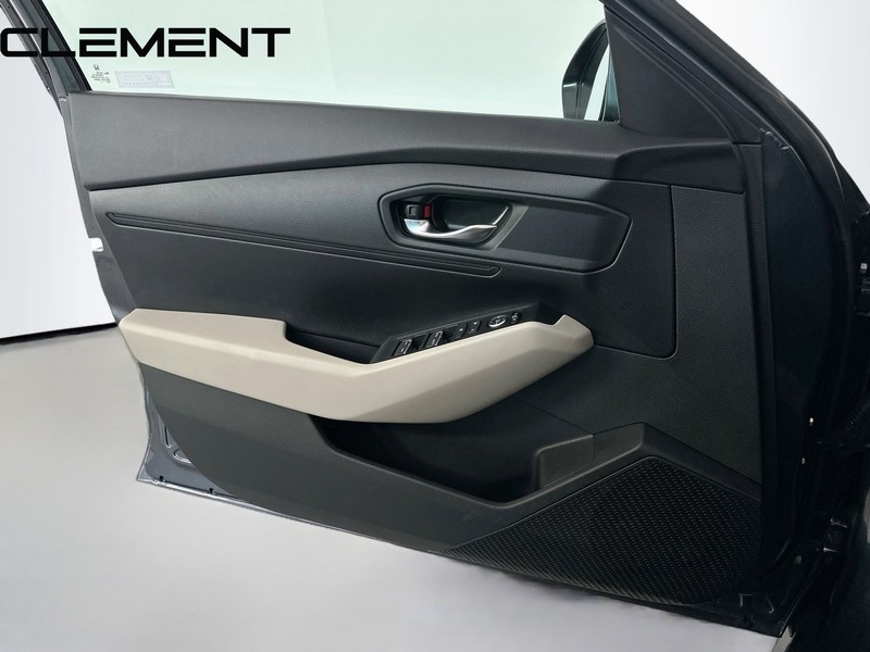 Honda Accord Sedan Vehicle Image 24