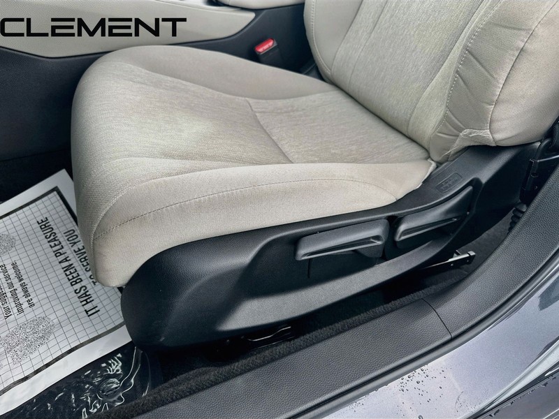 Honda Accord Sedan Vehicle Image 25