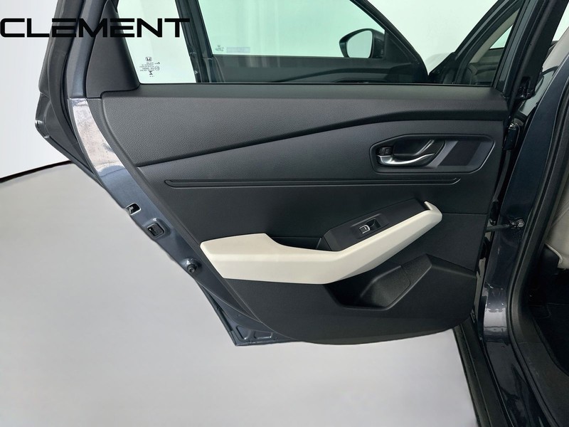 Honda Accord Sedan Vehicle Image 28
