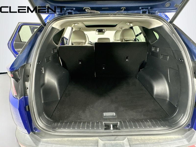 Hyundai Tucson Vehicle Full-screen Gallery Image 11