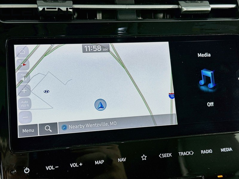 Hyundai Tucson Vehicle Full-screen Gallery Image 19