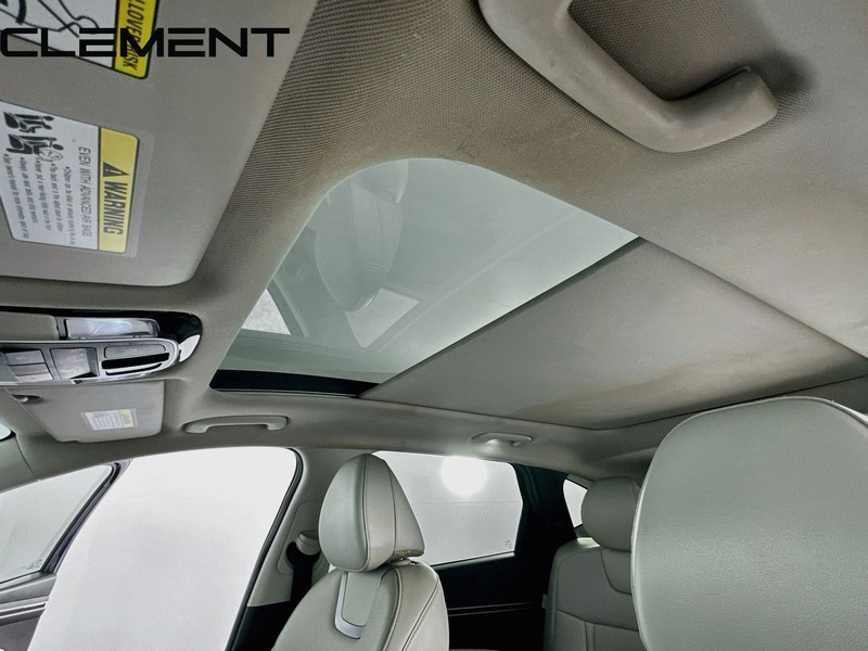 Hyundai Tucson Vehicle Full-screen Gallery Image 25