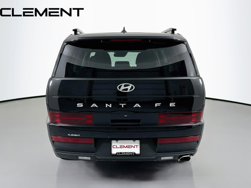 Hyundai Santa Fe Vehicle Full-screen Gallery Image 8