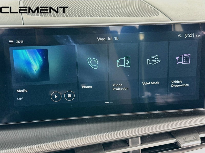 Hyundai Santa Fe Vehicle Full-screen Gallery Image 19