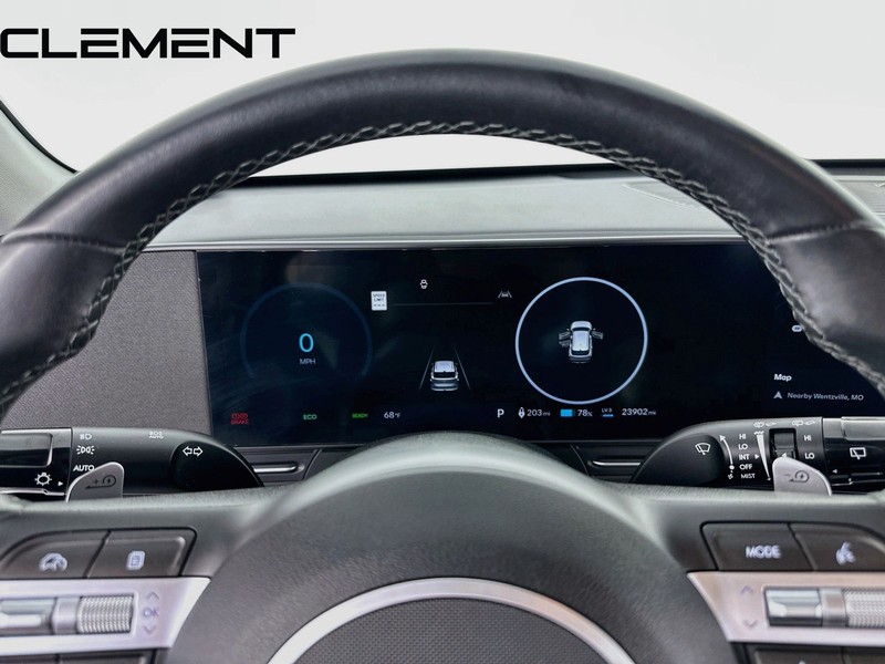 Hyundai Kona Electric Vehicle Full-screen Gallery Image 18