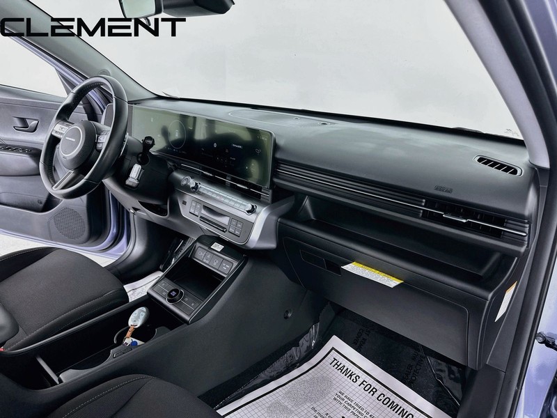 Hyundai Kona Electric Vehicle Full-screen Gallery Image 34